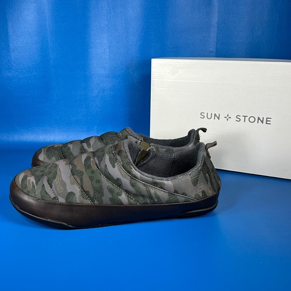 Sun + Stone Men's Quilted Slippers - Camo - 12 - New in box